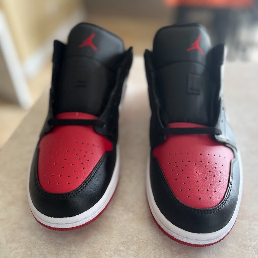 Red\Black\White Jordan 1 Size 12 Men- Bred Toes